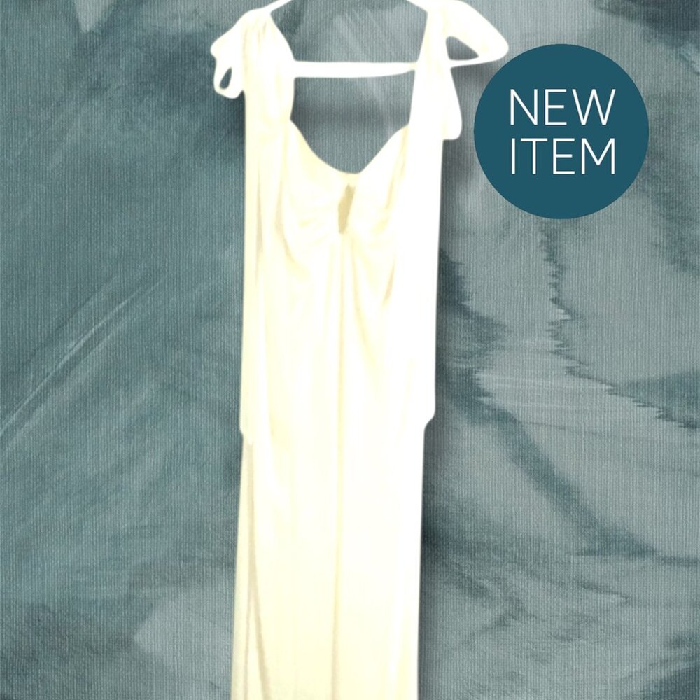 Alexis Dali Elegant Summer Dress in Gardenia Standout Piece - Picture 4 of 17